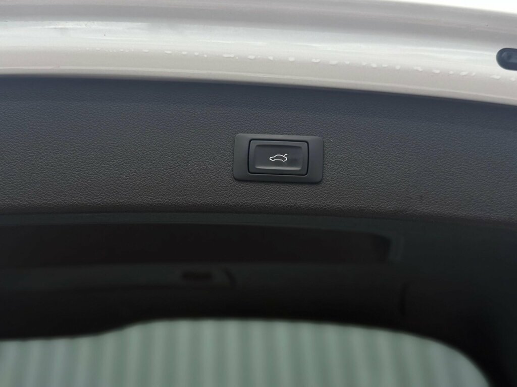 Audi Q5 Estate Grey #18