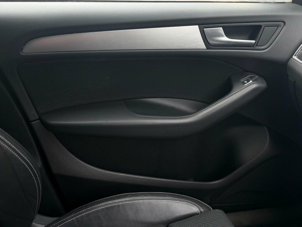 Audi Q5 Estate Grey #27