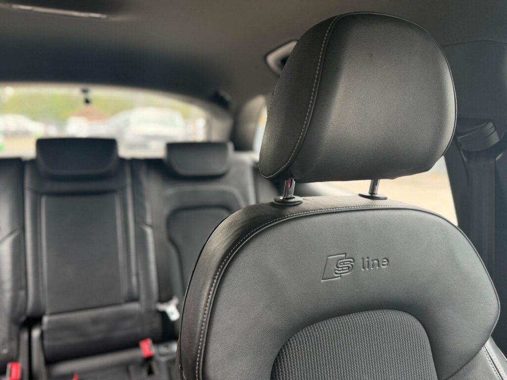 Audi Q5 Estate Grey #16