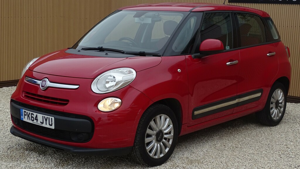 Fiat 500L White #9