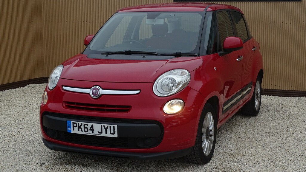Fiat 500L White #8