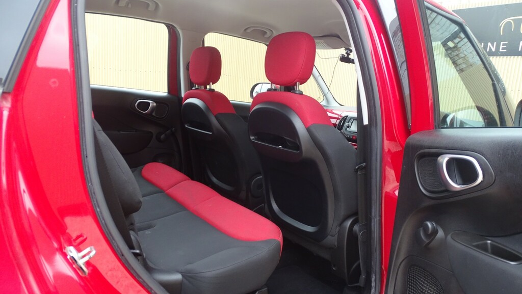 Fiat 500L White #21