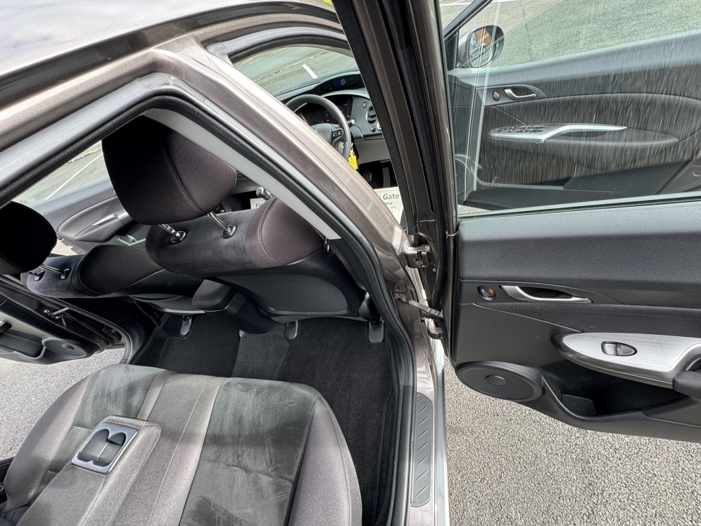 Honda Civic 2011 2.0 I-vtec Type-r Silver #40