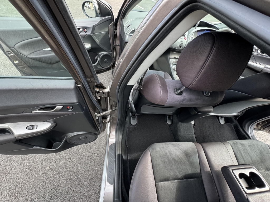 Honda Civic 2011 2.0 I-vtec Type-r Silver #37