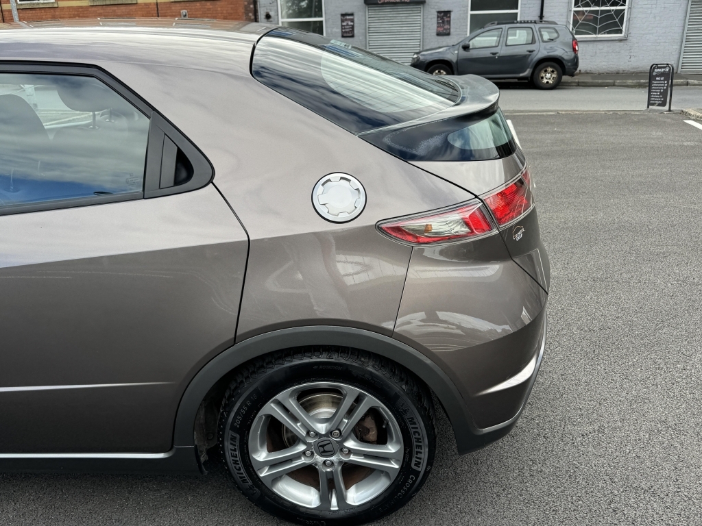 Honda Civic 2011 2.0 I-vtec Type-r Silver #51