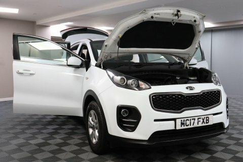 Kia Sportage 2017 17 Crdi MC17FXB White