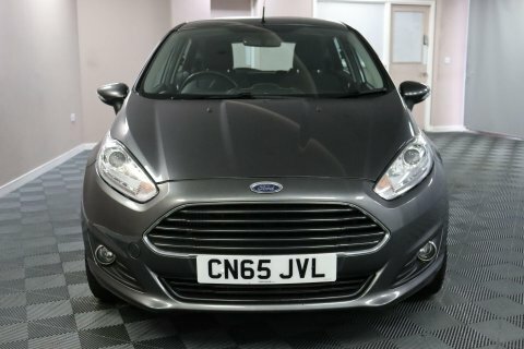 Ford Fiesta 2015 65 Zetec CN65JVL Grey #2