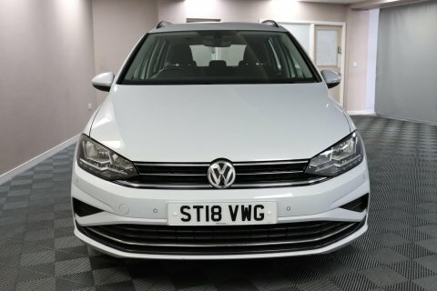 Volkswagen Golf SV 2018 18 Se Silver #2