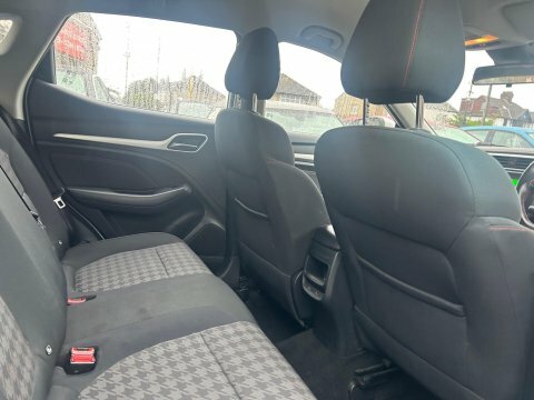 MG ZS 2021 71 Excite LD71DGY White #4