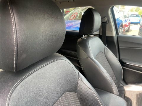 Kia Ceed 1.0T Gdi Isg 2 White #8
