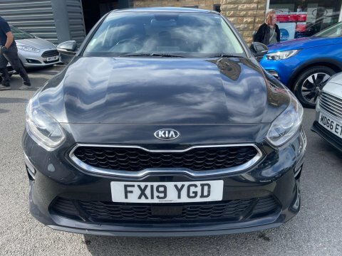Kia Ceed 2019 19 3 Black #2