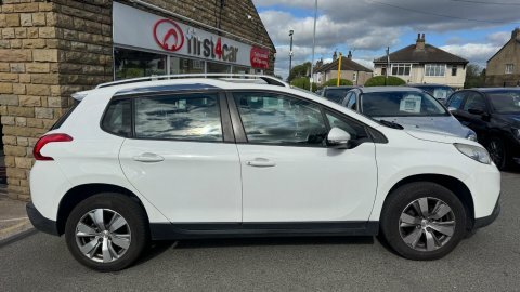 Peugeot 2008 2016 16 Pure White #4