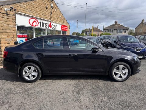 Skoda Octavia 2018 18 Se Black #6