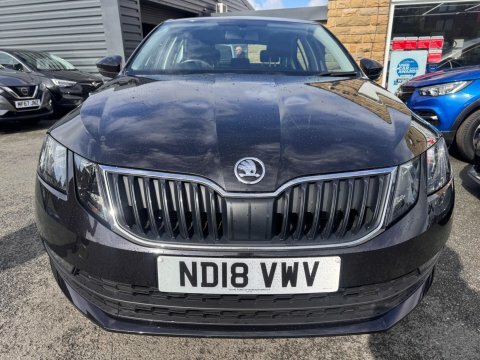 Skoda Octavia 2018 18 Se Black #2