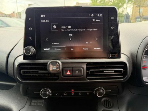 Vauxhall Combo Life 1.5L Elite Grey #13