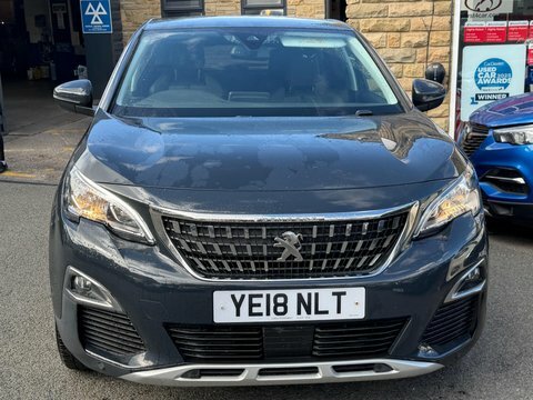 Peugeot 3008 2018 18 Puretech Grey #2