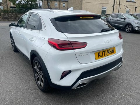 Kia Xceed 2021 71 3 White #4