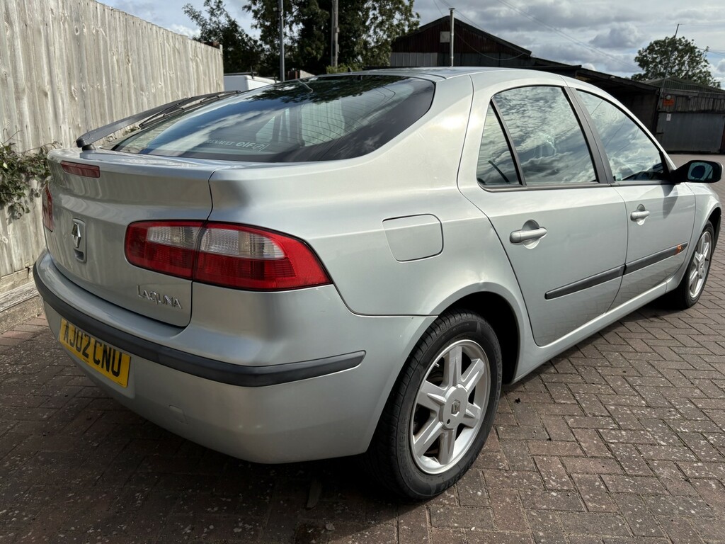 Renault Laguna 1.8 16V Expression Grey #3