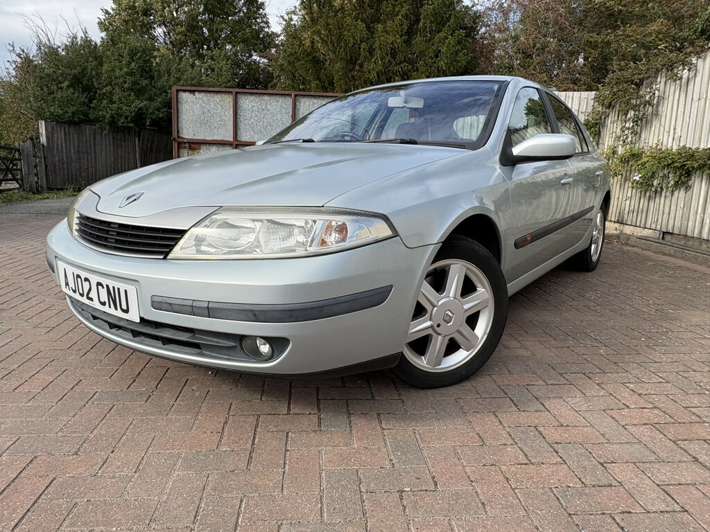 Renault Laguna 1.8 16V Expression Grey #2