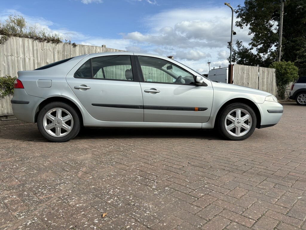 Renault Laguna 1.8 16V Privilege Grey #20