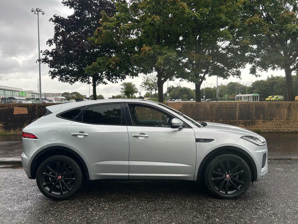 Jaguar E-Pace 2.0D Chequered Flag Edition Estate White #10