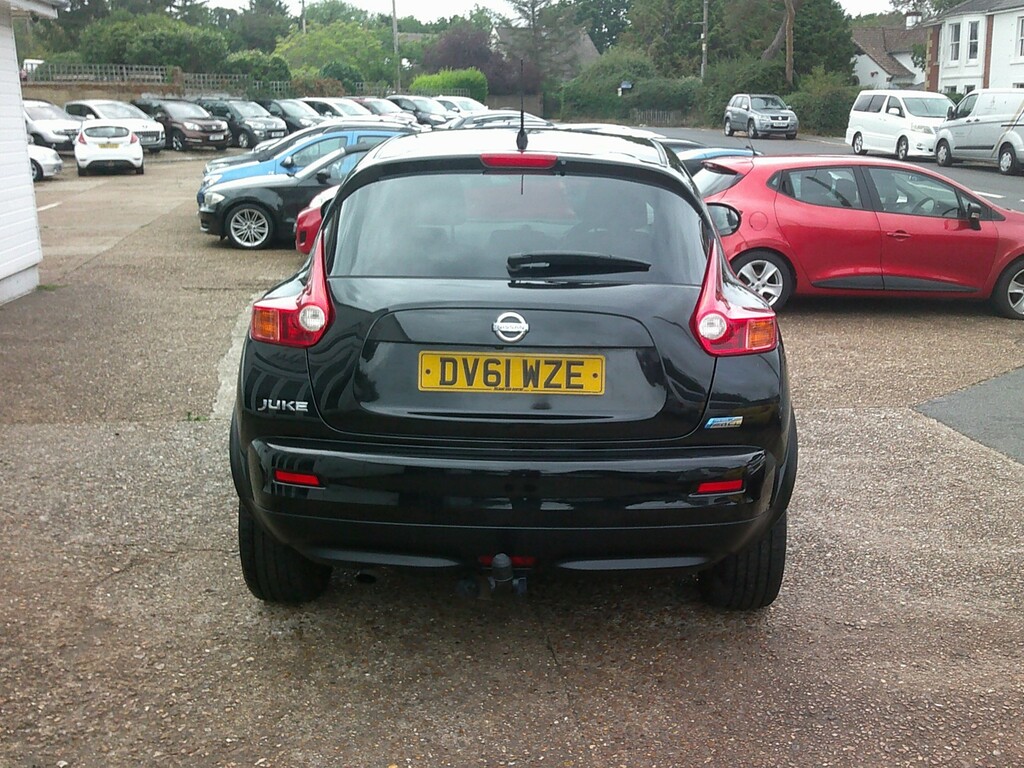 Nissan Juke 1.5 Dci Acenta Premium Pack White #4