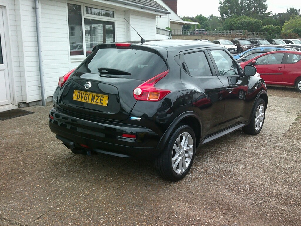 Nissan Juke 1.5 Dci Acenta Premium Pack White #1