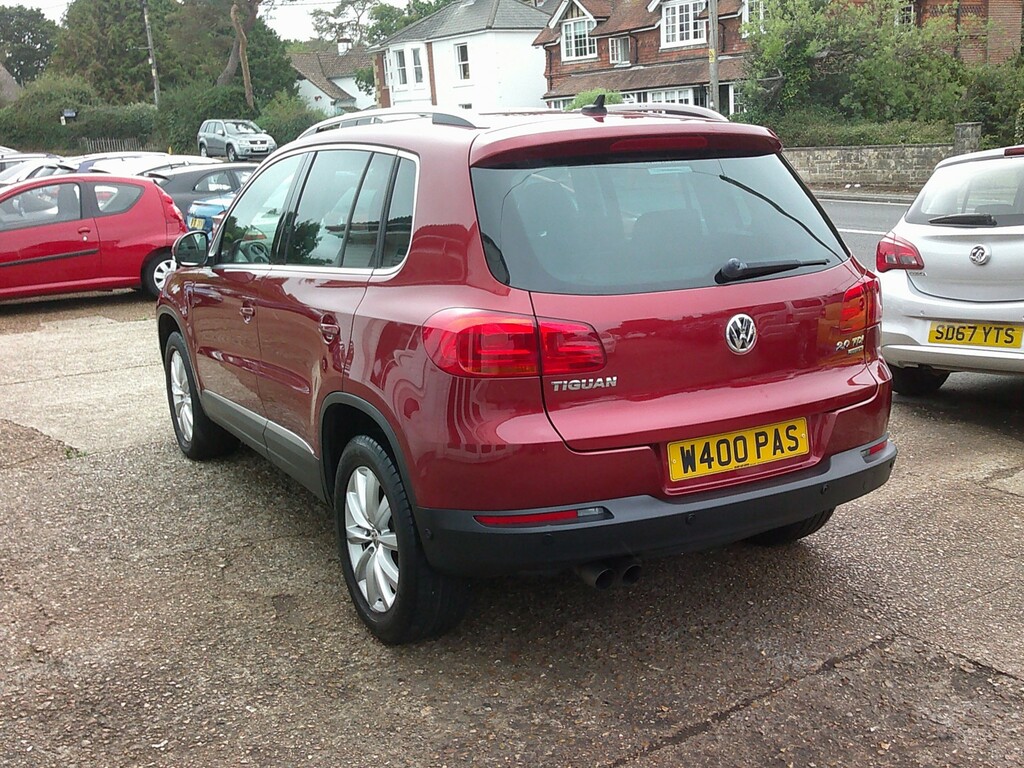 Volkswagen Tiguan 2.0 Tdi Bluemotion Tech Match Red #4