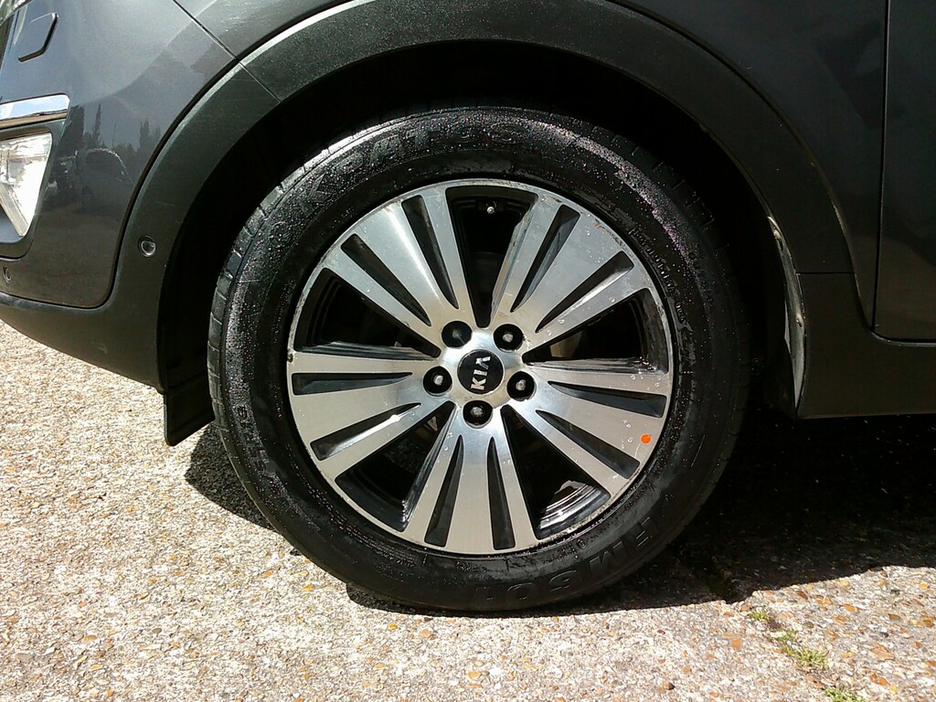 Kia Sportage  Black #9