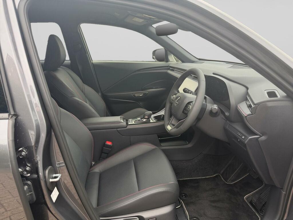 Lexus LBX 1.5 Vibrant Edition E-cvt Black #19