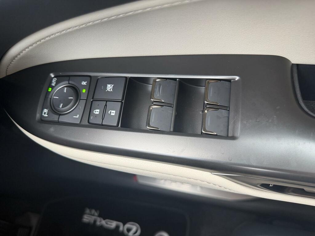 Lexus NX 350H 197 Premium Plus E-cvt  #30