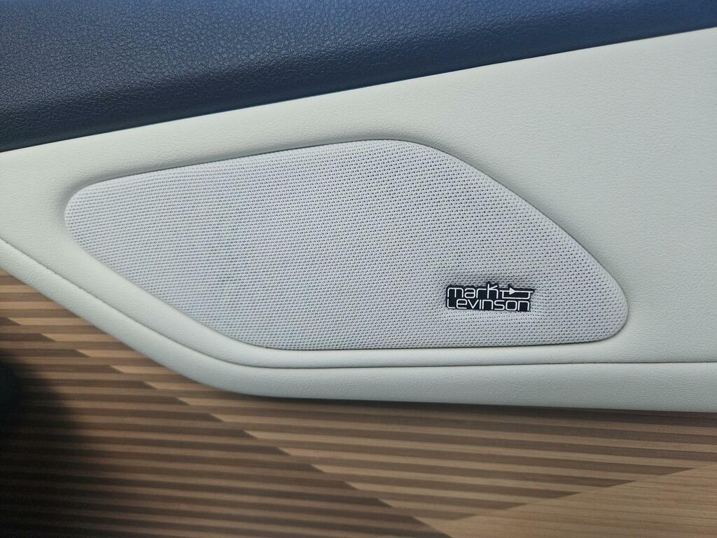Lexus ES 300H 2.5 Premium Plus Cvt Red #15