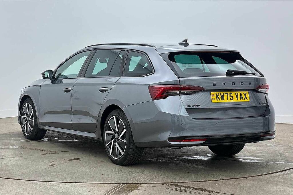 Skoda Octavia 1.5 Tsi 150 E-tec Sportline Dsg Grey #3