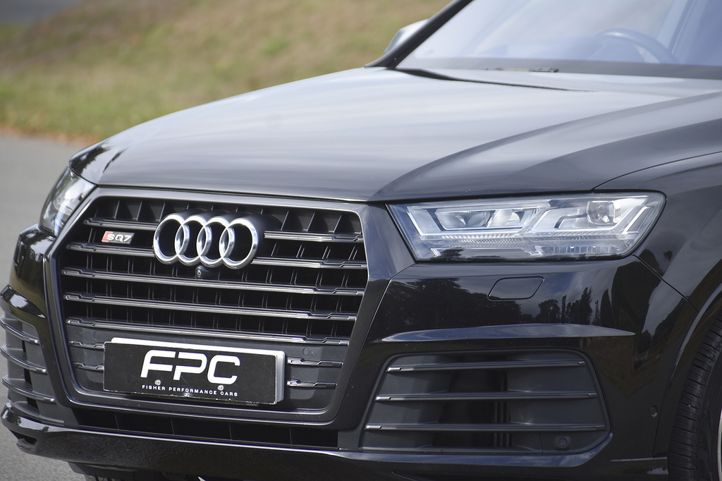Audi SQ7 Suv Black #5