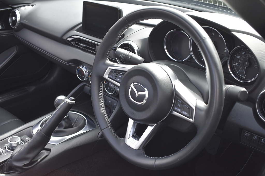 Mazda MX-5 1.5 132 Sport White #32