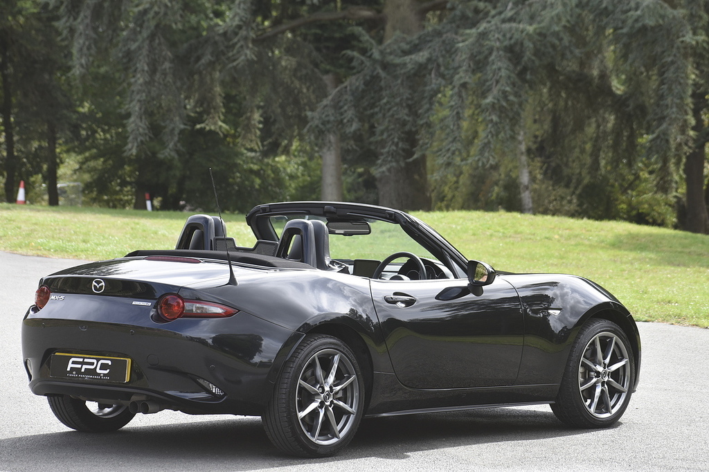 Mazda MX-5 1.5 132 Sport White #25
