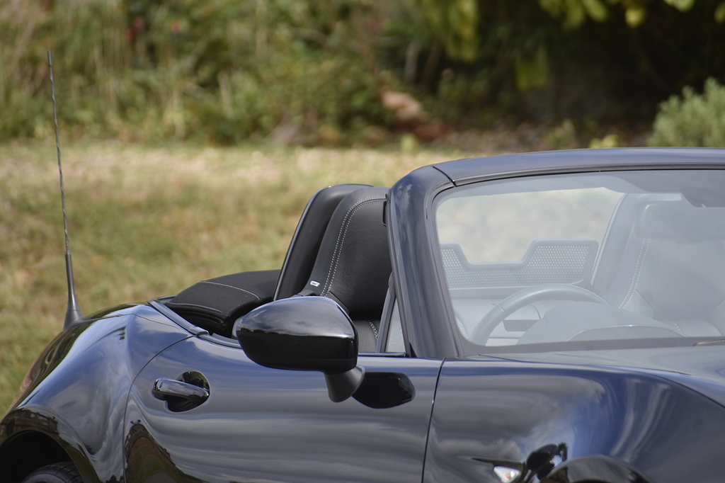 Mazda MX-5 Convertible Black #4