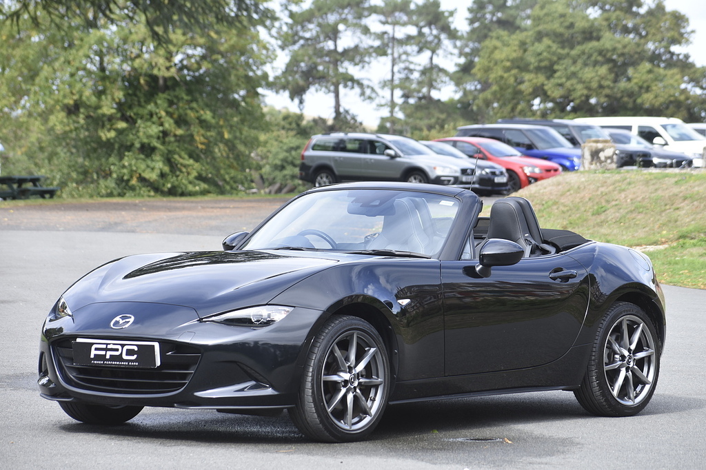 Mazda MX-5 1.5 132 Sport White #8
