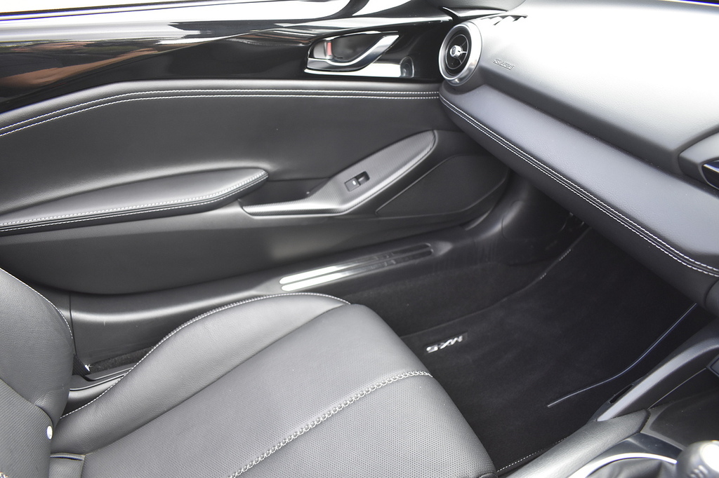 Mazda MX-5 1.5 132 Sport White #45