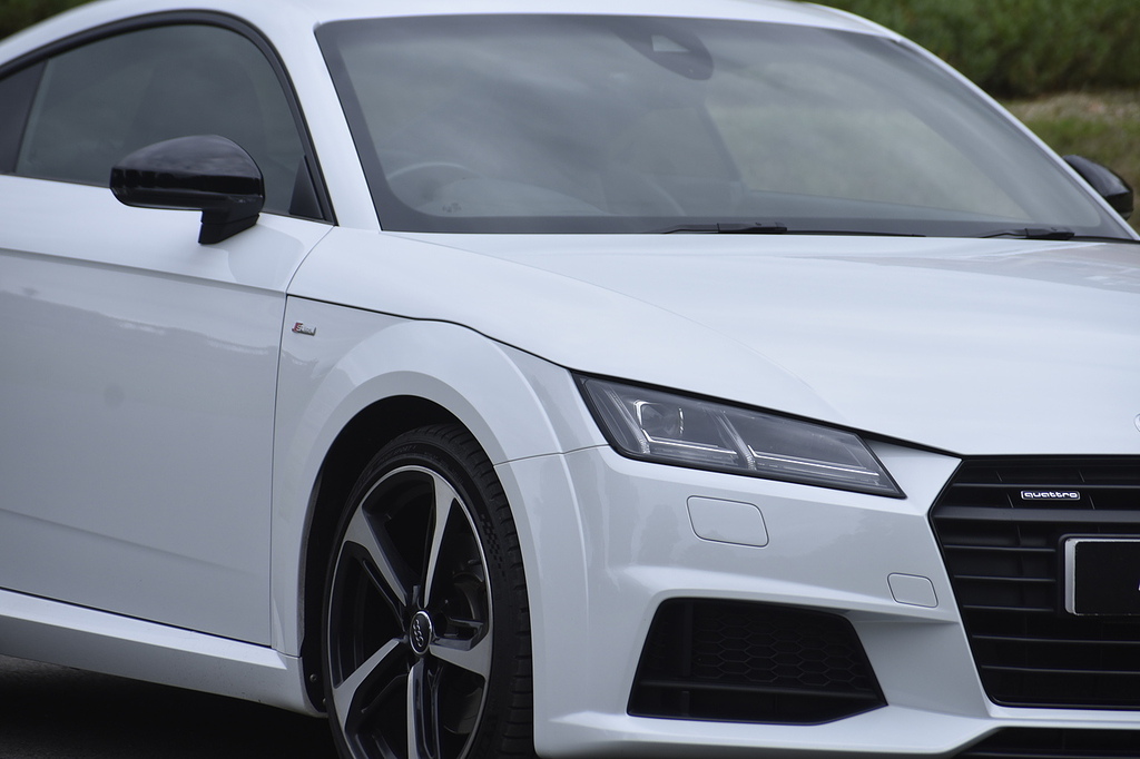 Audi TT Coupe White #2