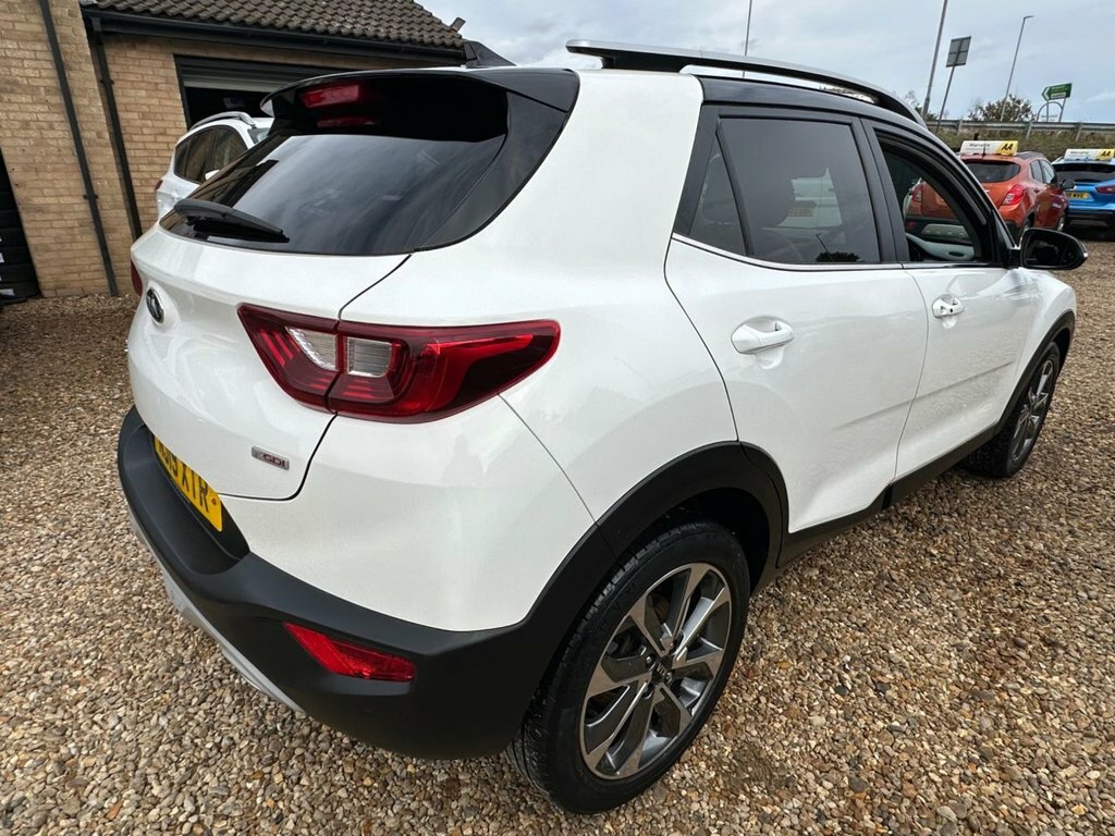 Kia Stonic 1L 4 NJ19XTR White #5