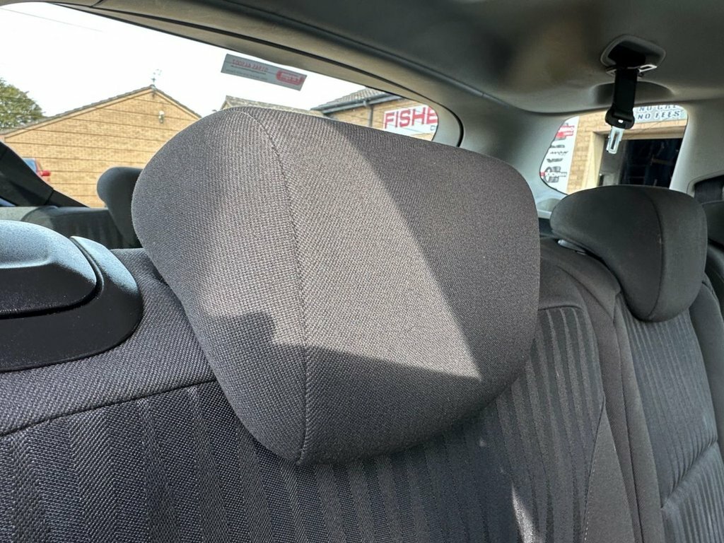 Vauxhall Zafira Tourer Mpv Black #40