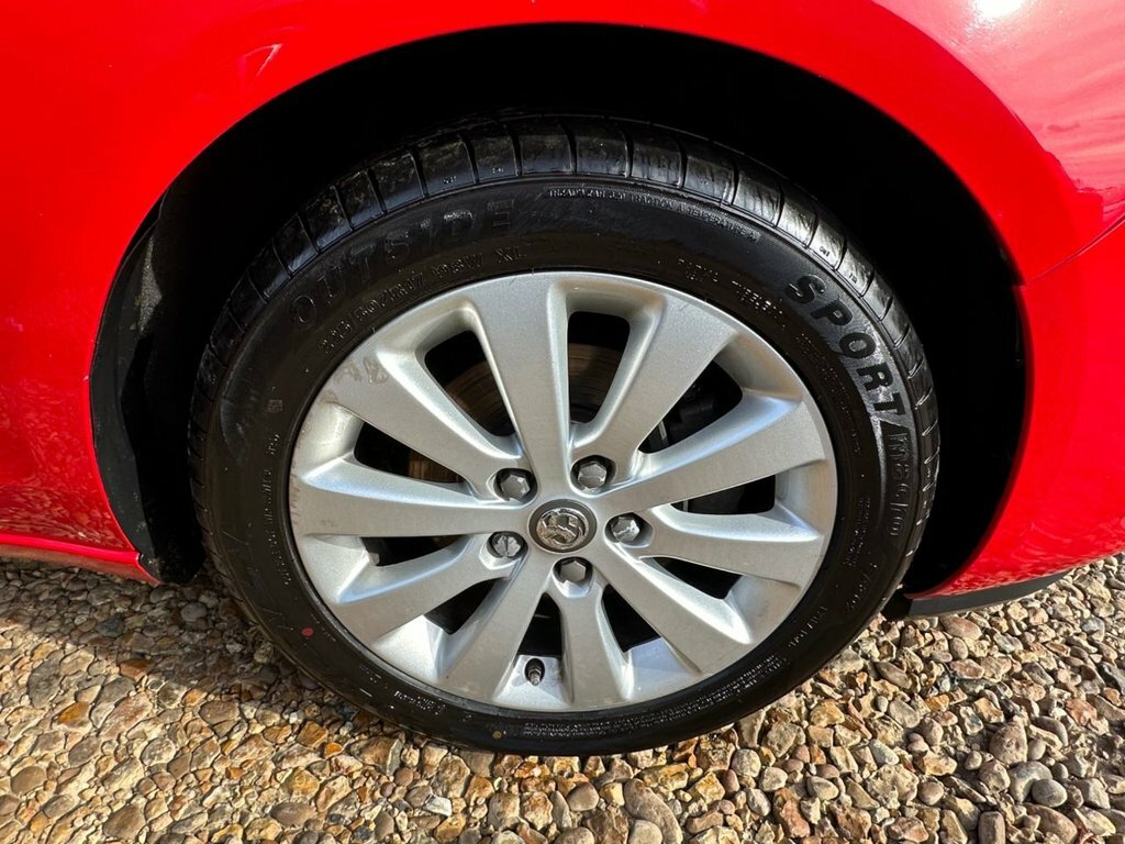 Vauxhall Zafira Tourer Mpv Black #18