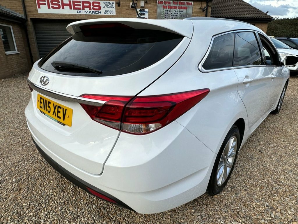 Hyundai I40 1.7L S White #4