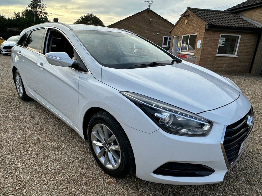 Hyundai I40 1.7L S White #6