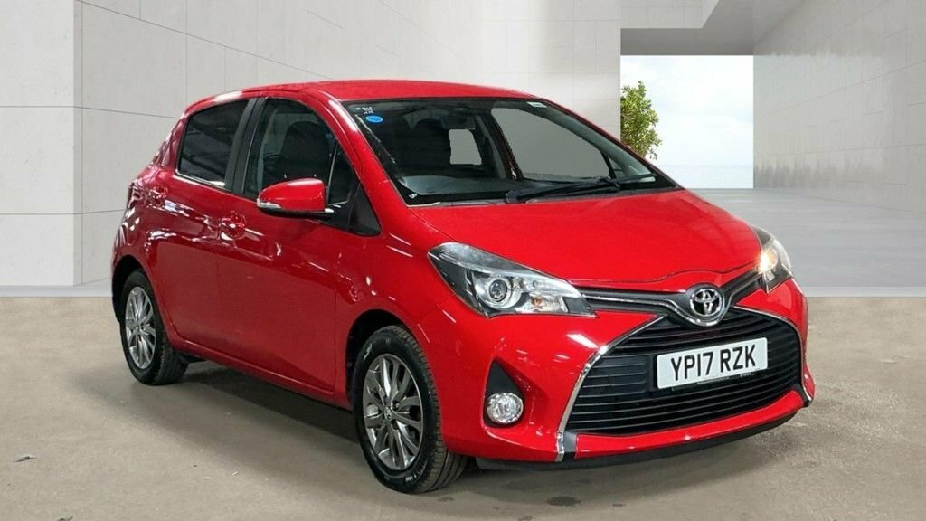 Toyota Yaris 1.3L Icon Red