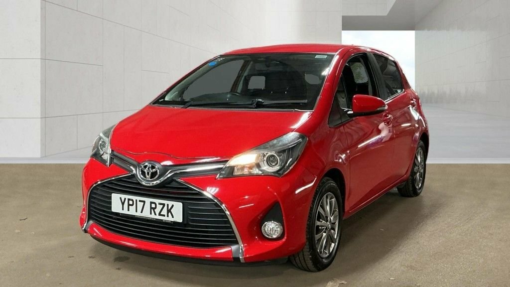 Toyota Yaris 1.3L Icon Red #3