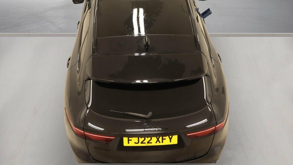 Jaguar F-Pace 2L R-dynamic Black Black #6