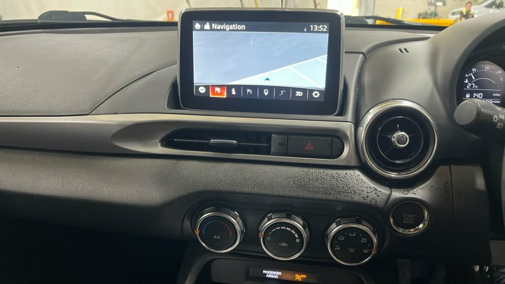 Fiat 124 Spider 1.4L Classica White #2