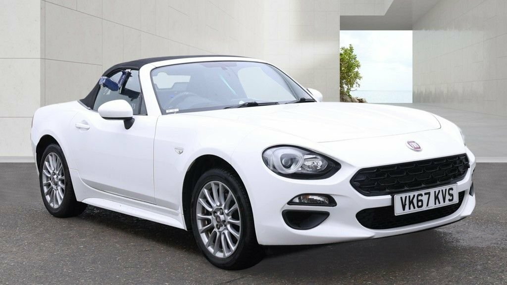 Fiat 124 Spider 1.4L Classica White